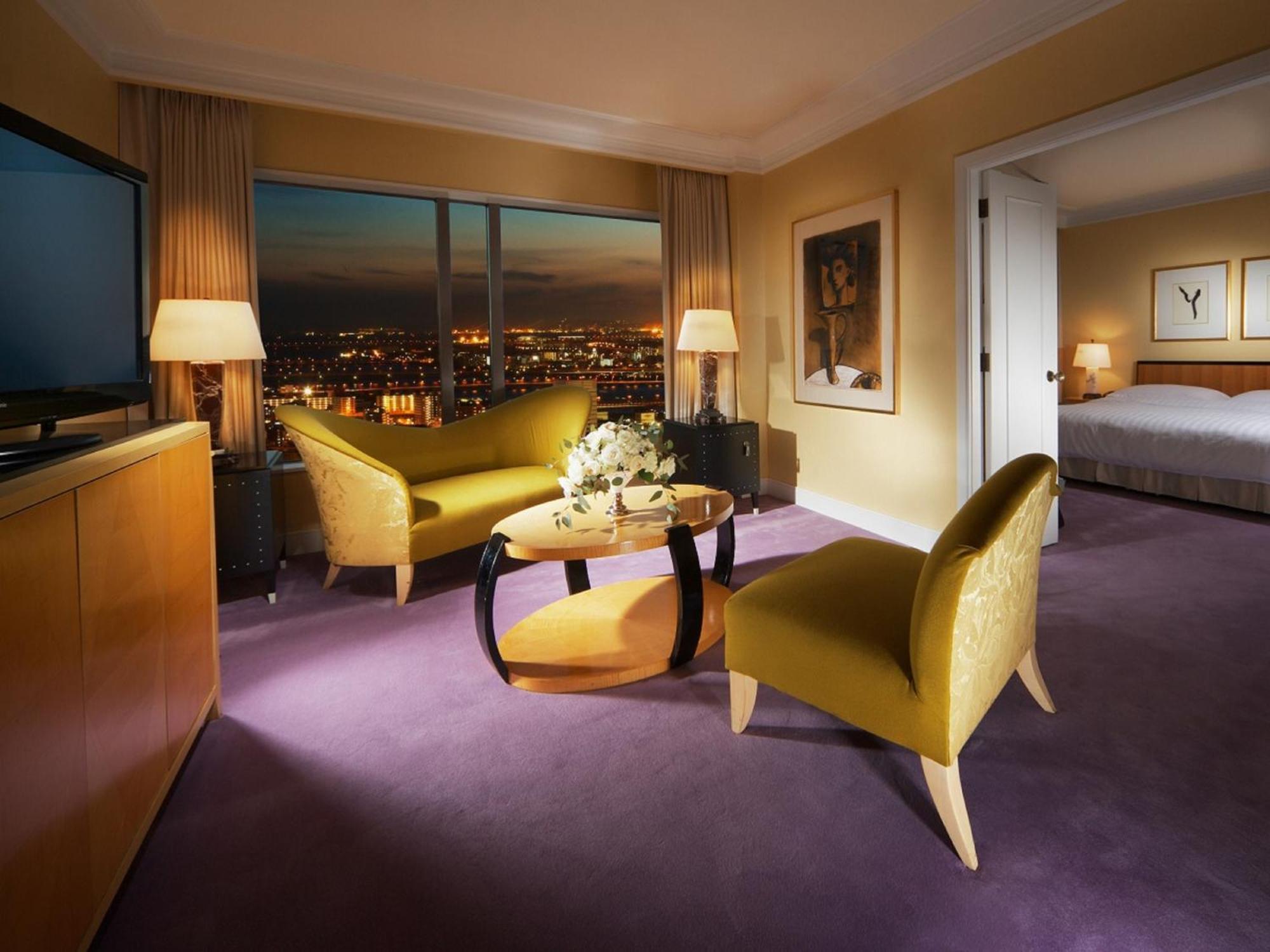 Hotel Hankyu International Осака Экстерьер фото
